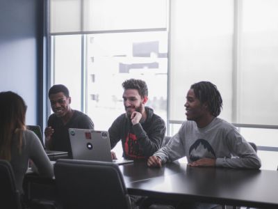 Сколько зарабатывает разработчик на React Native - Блог